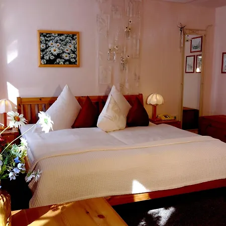 Logis L'auberge Gutshof Hotel Bischofswerda