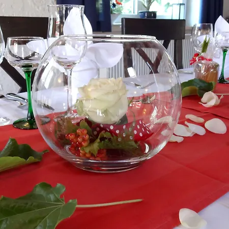 Logis L'auberge Gutshof Hotel 2*