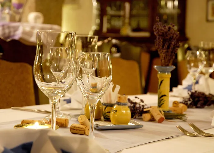 Logis L'auberge Gutshof 2* بيشوفسفيردا