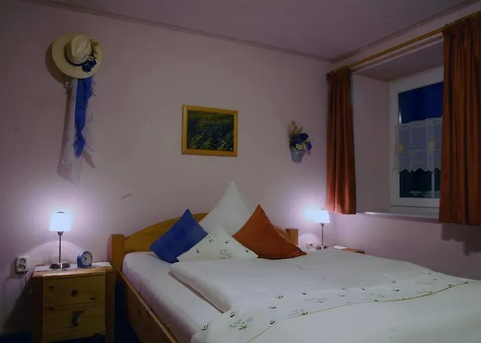 فندق Logis L'auberge Gutshof بيشوفسفيردا